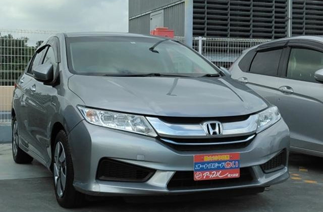 honda_grace_hybrid_plus_img