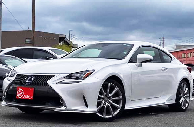 lexus_RC300h_img