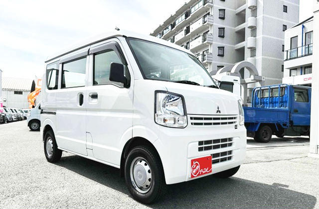 mitsubishi_minicab_van_img