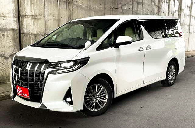 toyota_alphard_img